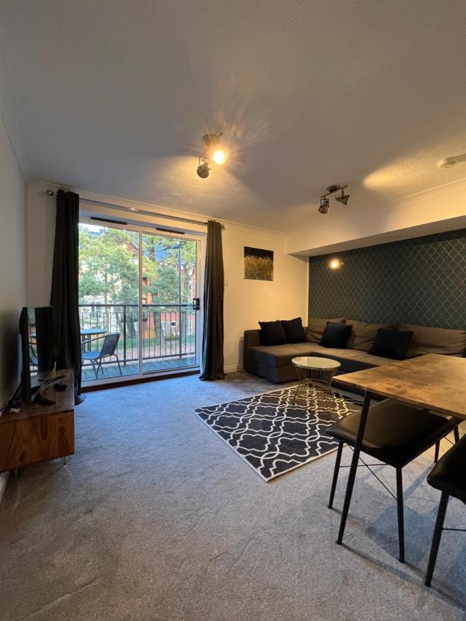 סאות'המפטון Archers 2 Bedrooms, Balcony, 2 Bathrooms, Free Parking, Wifi מראה חיצוני תמונה