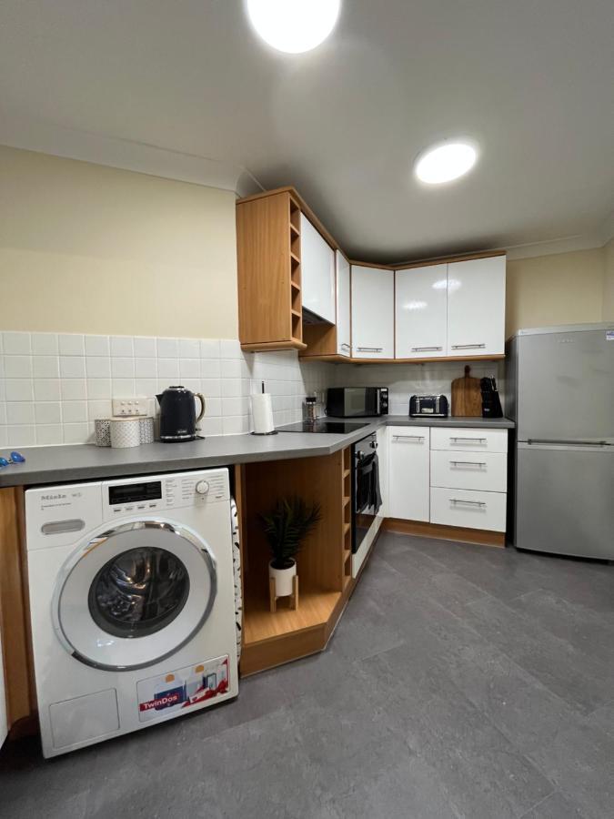 סאות'המפטון Archers 2 Bedrooms, Balcony, 2 Bathrooms, Free Parking, Wifi מראה חיצוני תמונה
