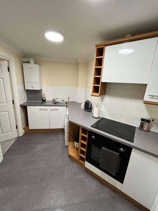 סאות'המפטון Archers 2 Bedrooms, Balcony, 2 Bathrooms, Free Parking, Wifi מראה חיצוני תמונה